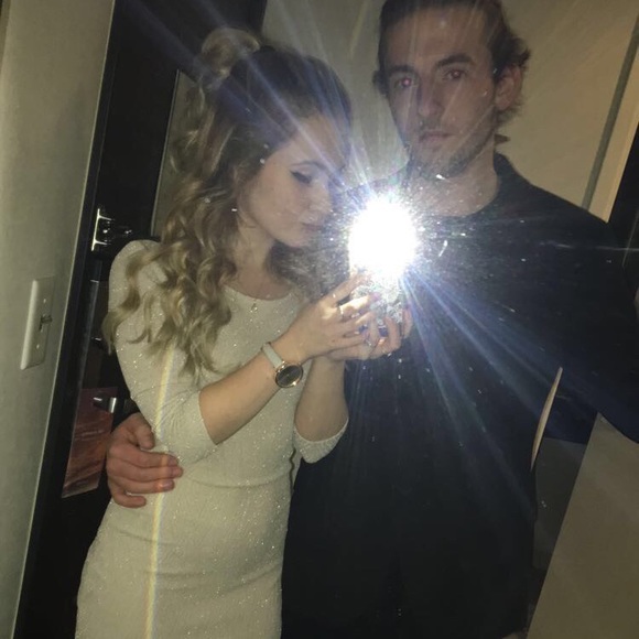 Meet your Posher, Sam - Picture 3 of 4